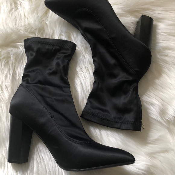 X2B ankle booties - Picture 1 of 3